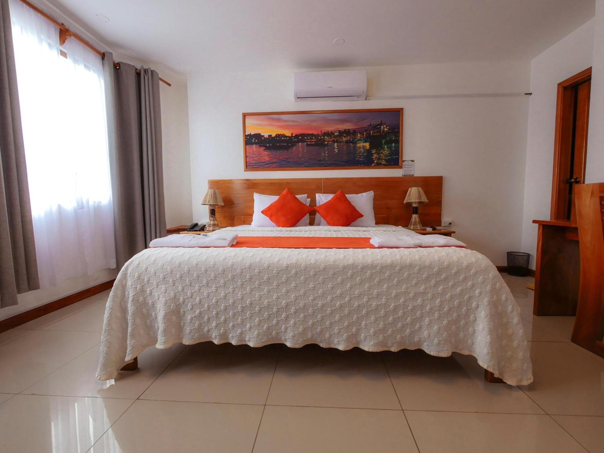 El Descanso Del Guia Hotel 4*